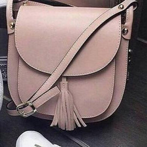 vintage pink Shoulder Bags