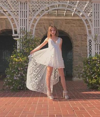 MADELYN sleeveless prom dress